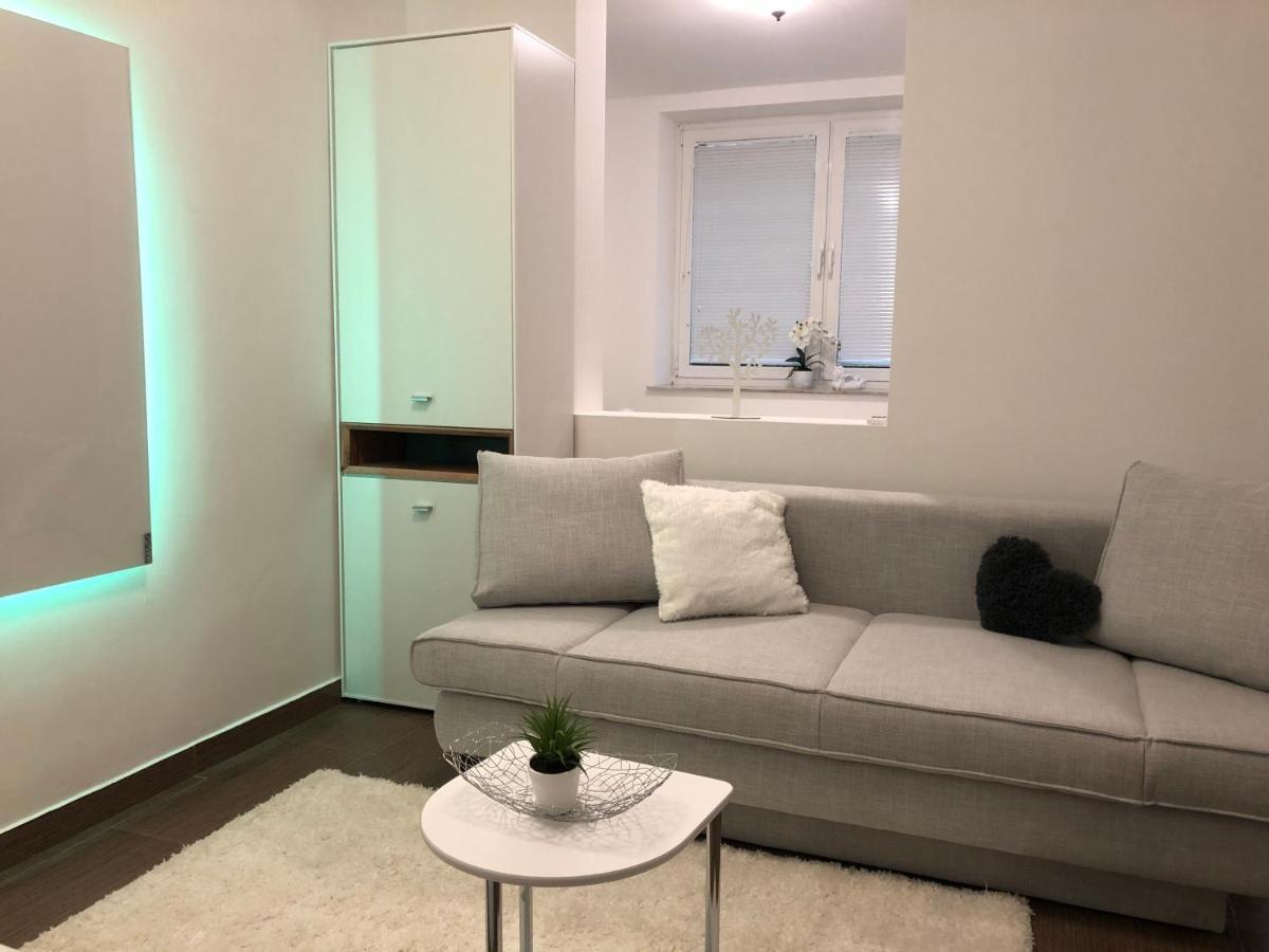 Modern Center Studio Under The Castle II Free Parking Liubliana Exterior foto